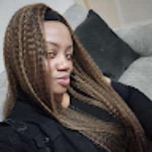 Meet your Posher, Candis